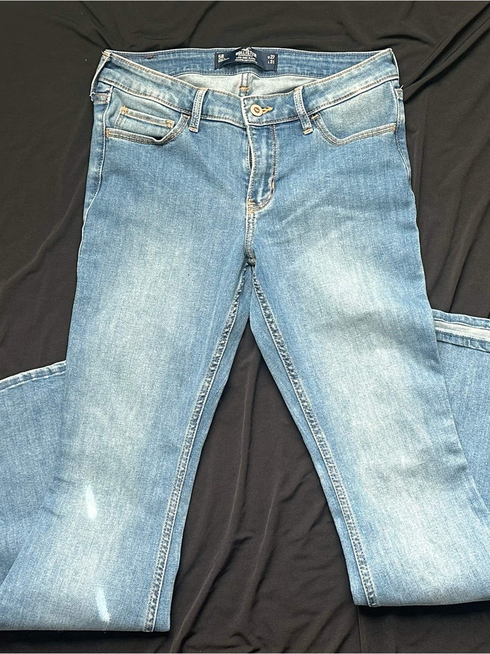 Hollister Light Blue Low Rise Flare Stretch Jeans w27 L31. 5R